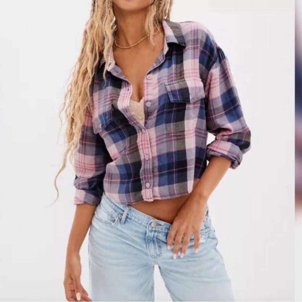 American Eagle Outfitters Pink and Blue Plaid Button-Down Shirt